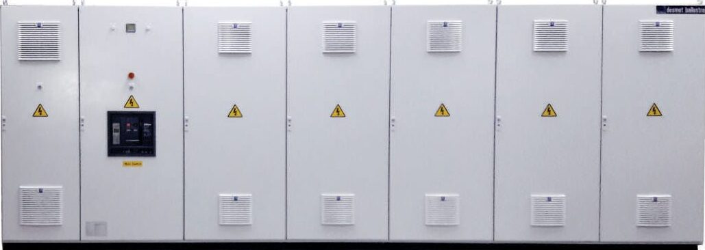 Vikas-built panel line-up with an air circuit breaker incomer and louvred feeder sections